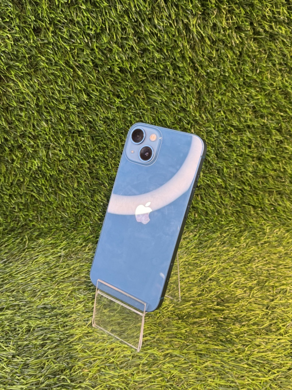 Мобильный телефон Apple iPhone 13