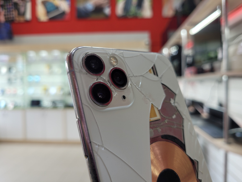 Мобильный телефон Apple iPhone 11 Pro Max