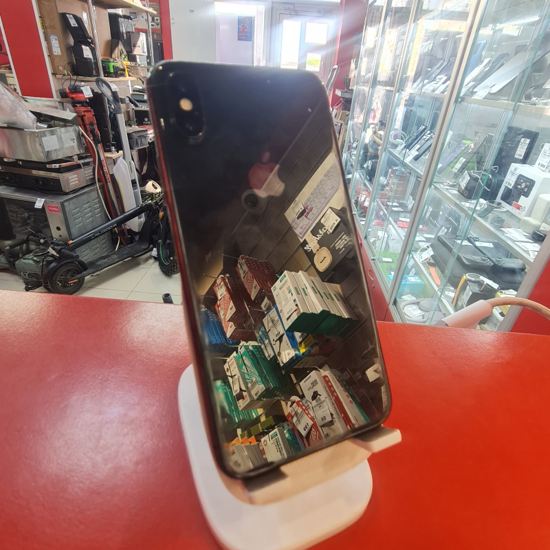 Мобильный телефон Apple iPhone X