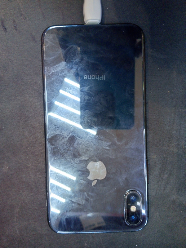 Мобильный телефон Apple iPhone X